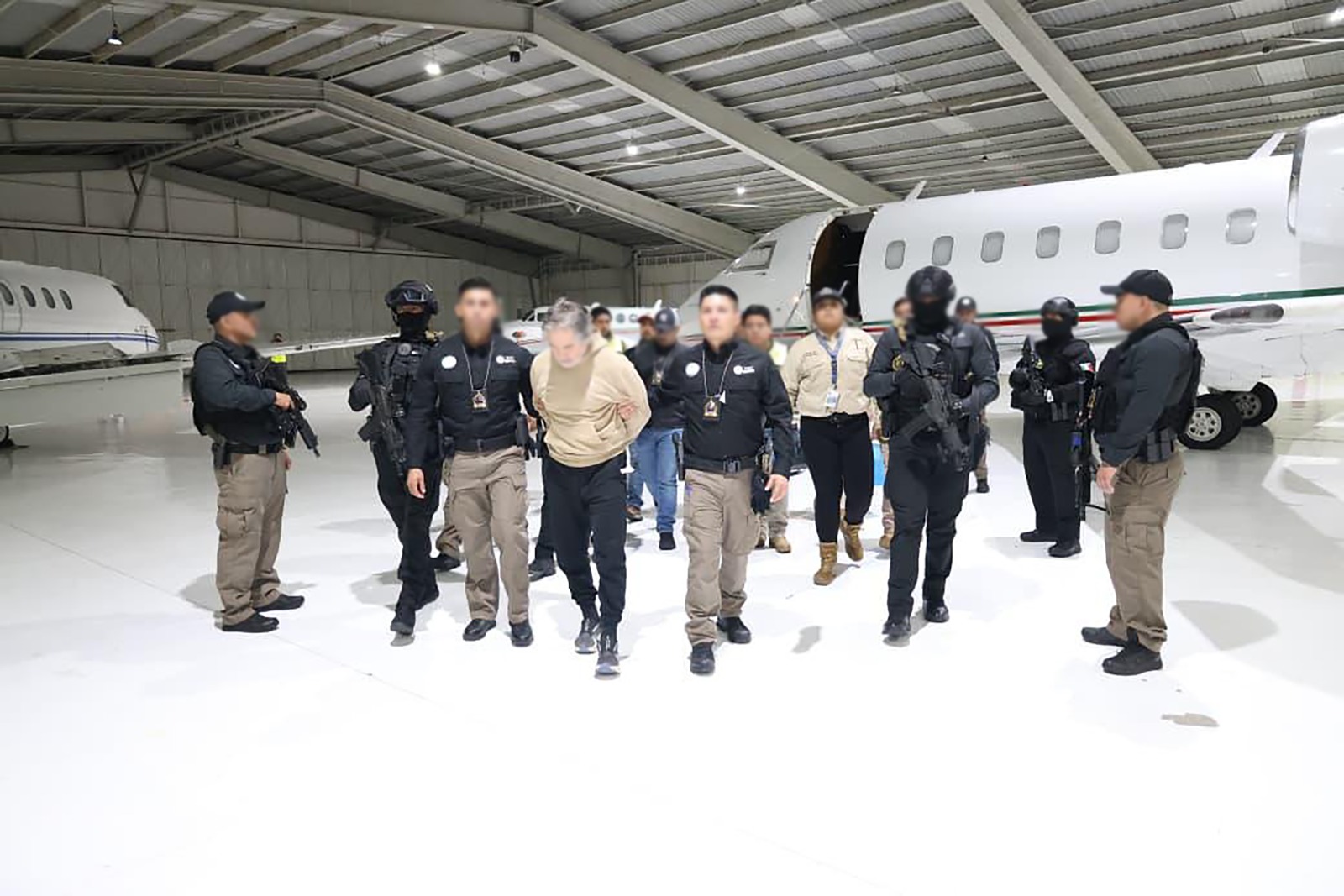 Arriba Hernán N a territorio mexicano; presunto líder de La Barredora ingresará al Cefereso 1 en el Edomex